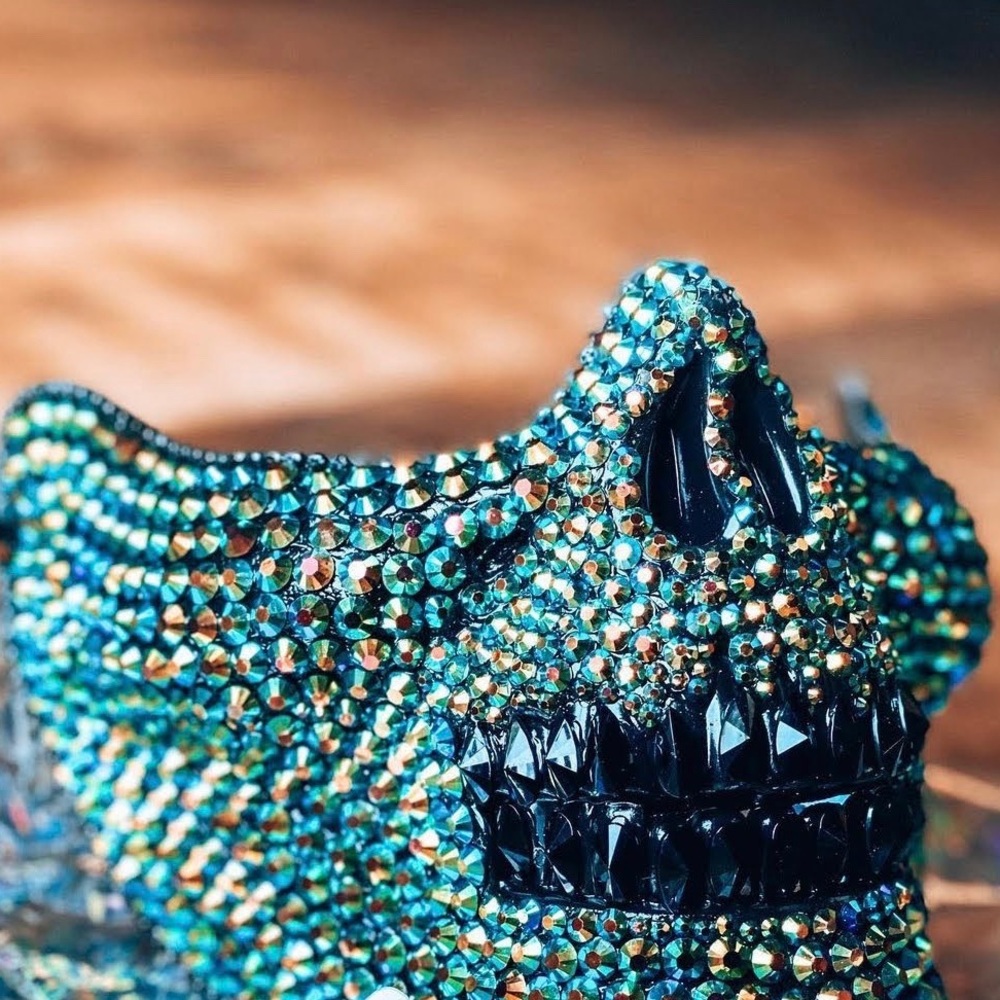 Mask - Picture 4 of 4